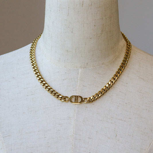 DORA - NECKLACE