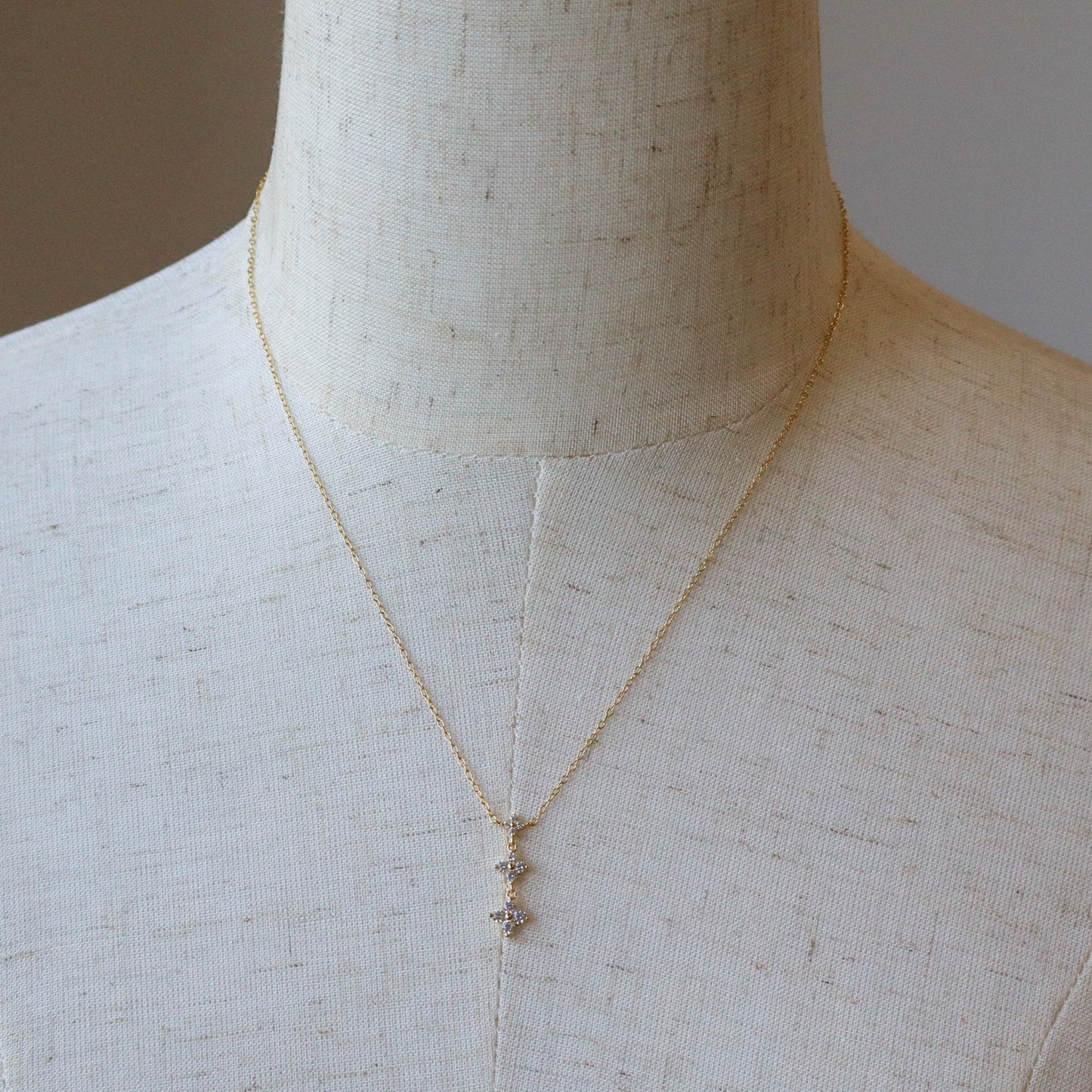 LOLA - STERLING SILVER NECKLACE